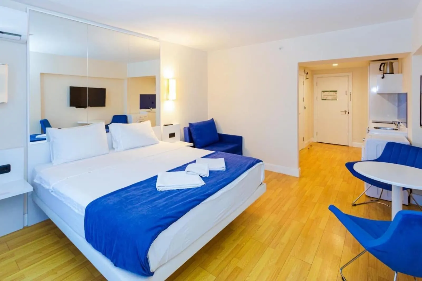 Property With Sea View Batumi Apartment